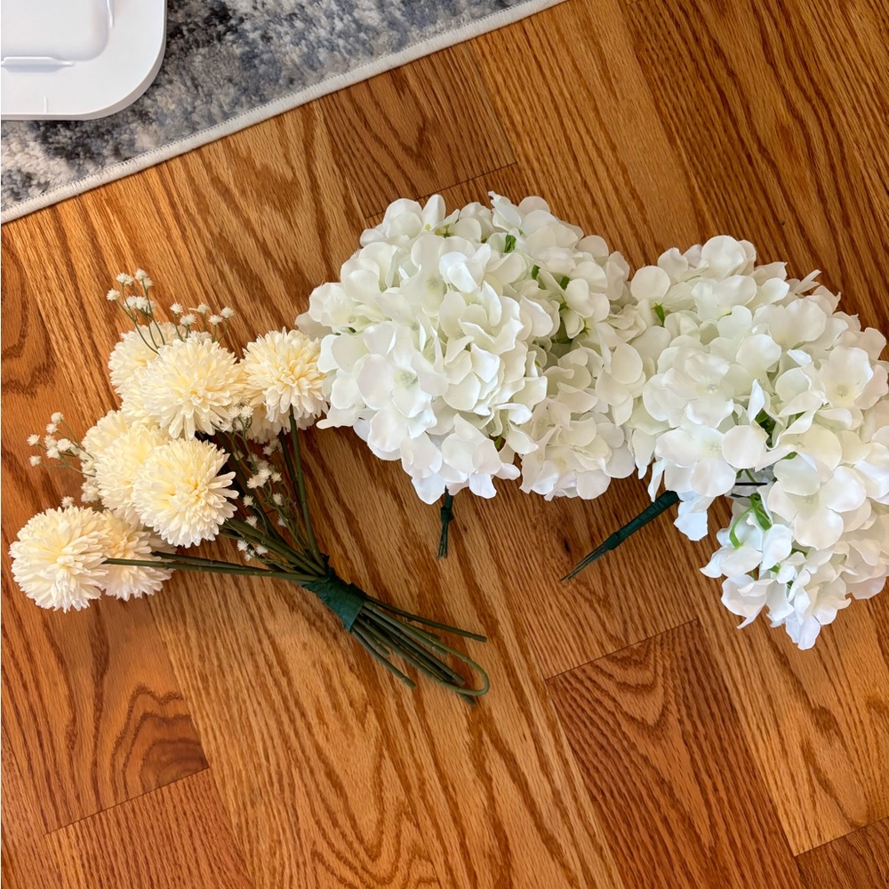Bouquets - Picture 4 of 4